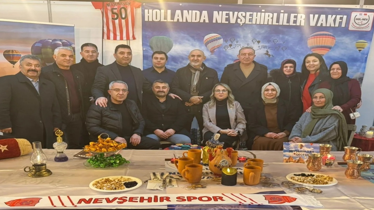 Başkan Erkan Çiftci, Hollanda Nevşehirler Vakfı’nın 10. Yıl Gecesi’ne Katıldı