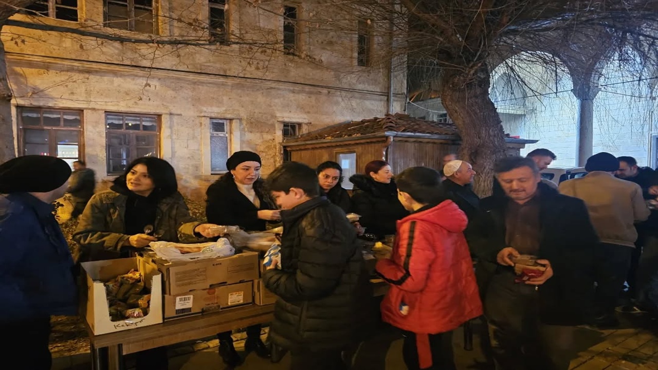 Avanos Belediyesi’nden Miraç Kandili’nde Helva İkramı