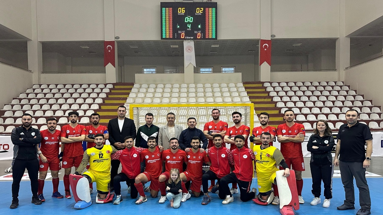 Nevşehir Belediyesi Hokey Takımı Finale Yükseldi