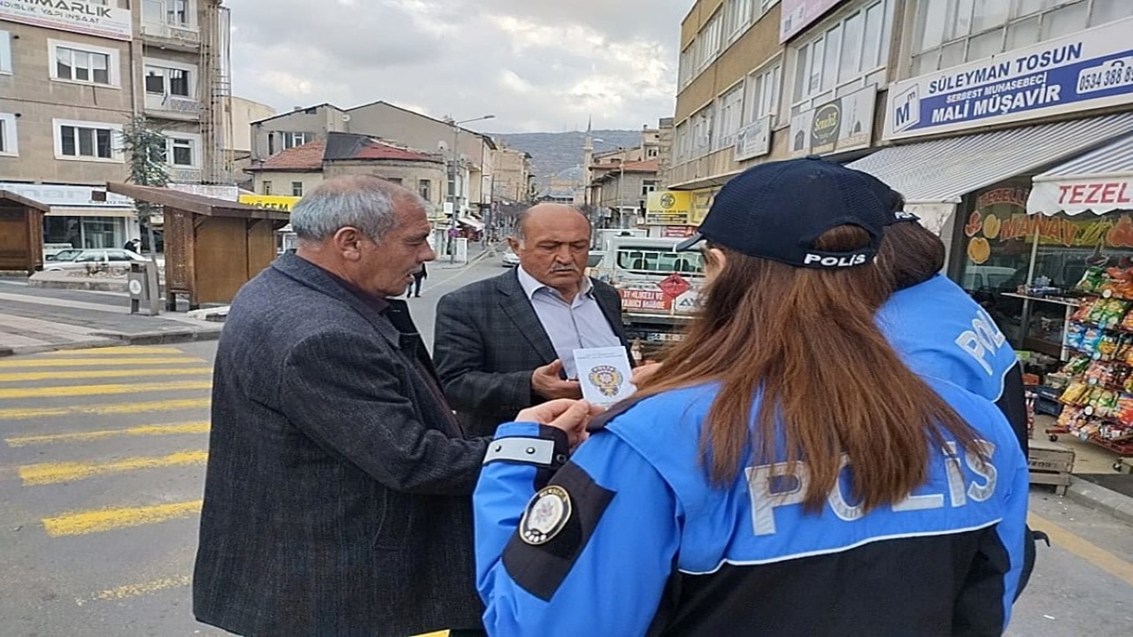 Nevşehir Polisi, Çocuklar ve Esnafla Toplum Bilinci İçin Buluştu