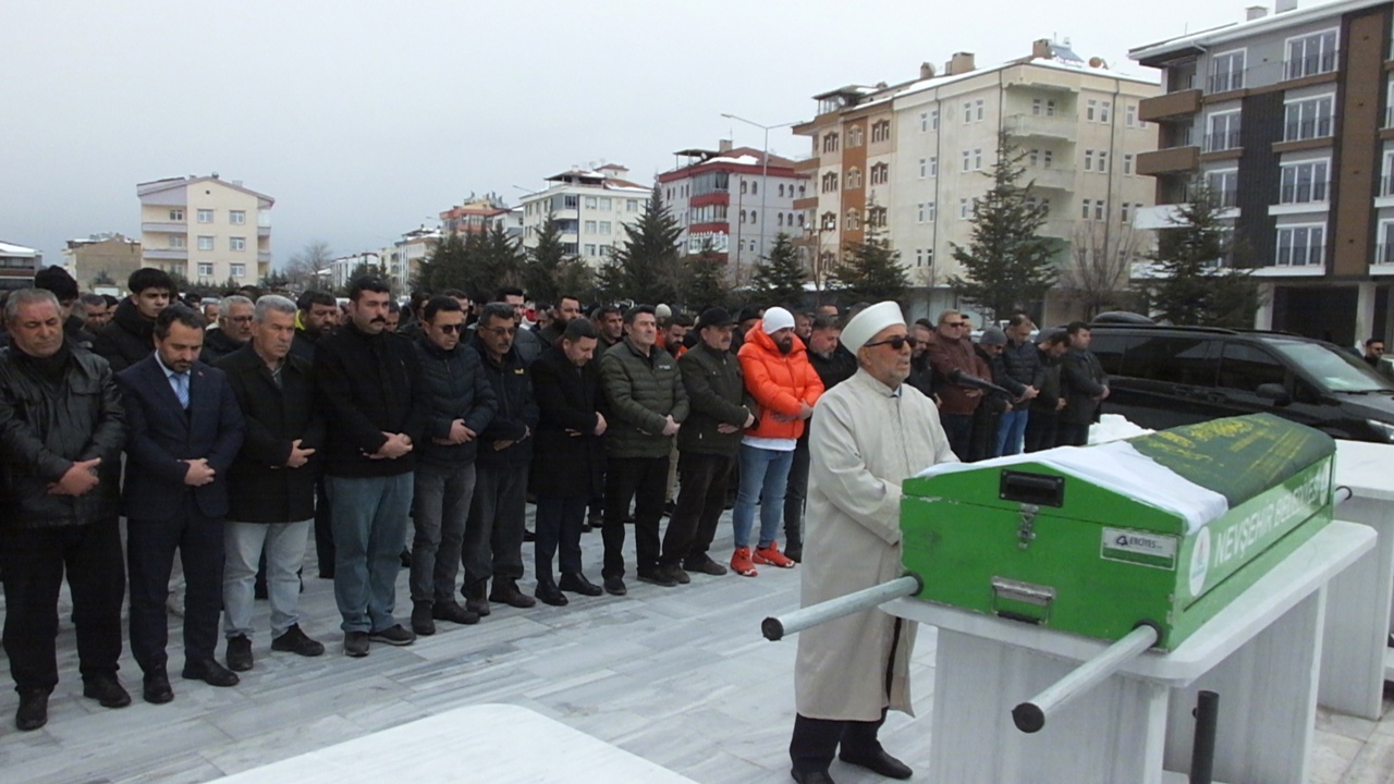 Eski Nişanlısı Tarafından Öldürülen Beyaz Akdoğan Toprağa Verildi