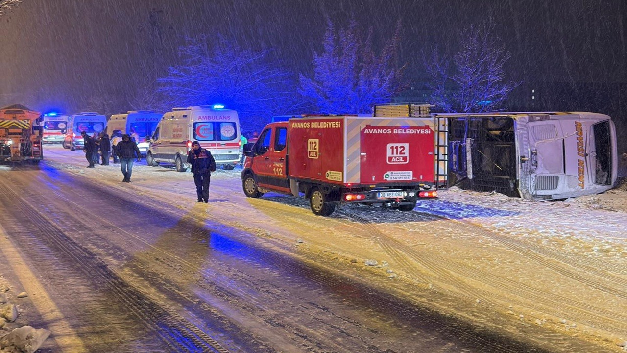 Nevşehir’de Otobüs Devrildi: 5 Yaralı