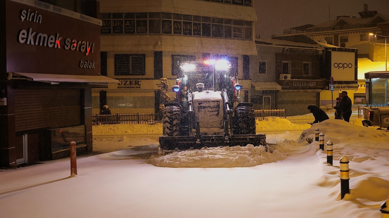 Nevşehir’de Kar Kalınlığı 39 Santimetreye Ulaştı