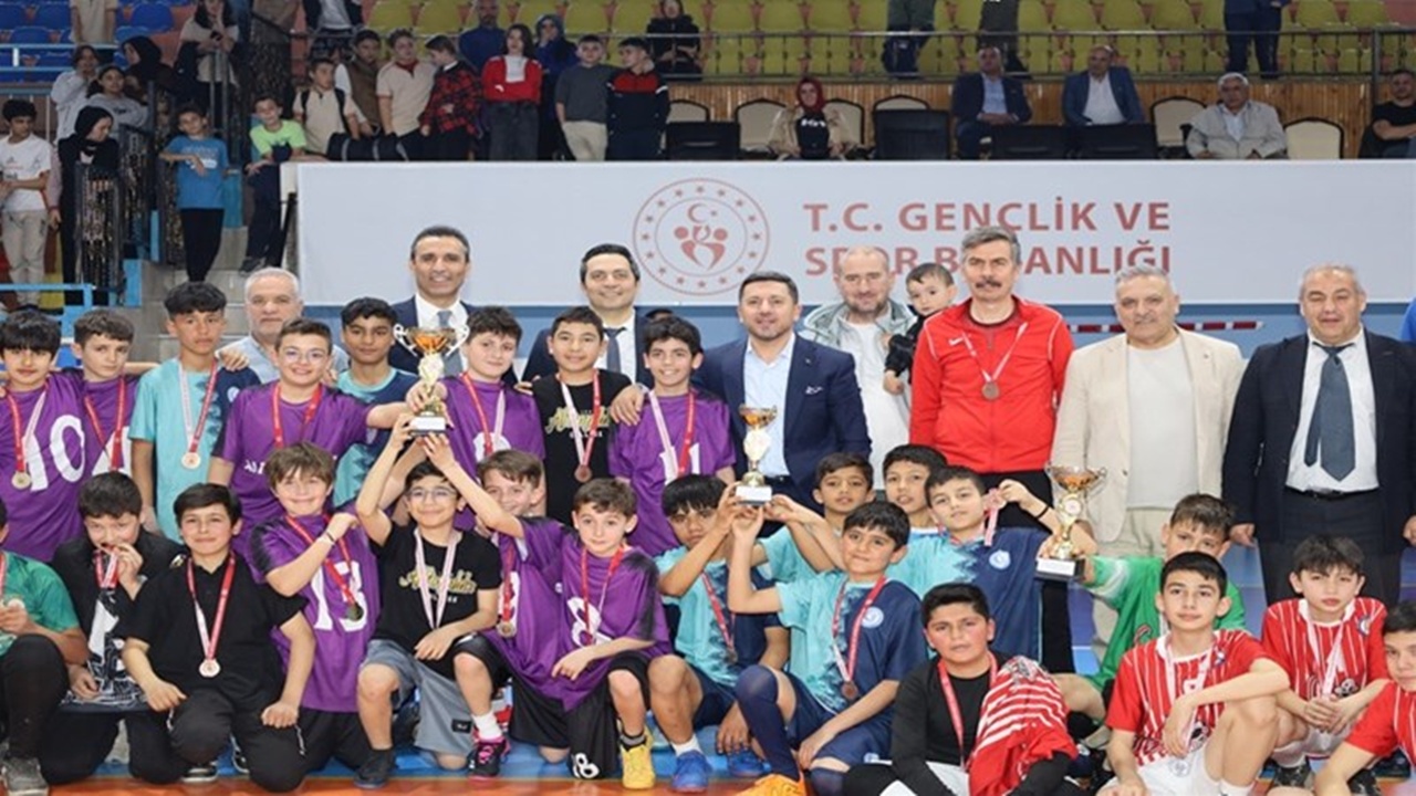 Nevşehir’de Küçükler Futsal Şampiyonları Belli Oldu