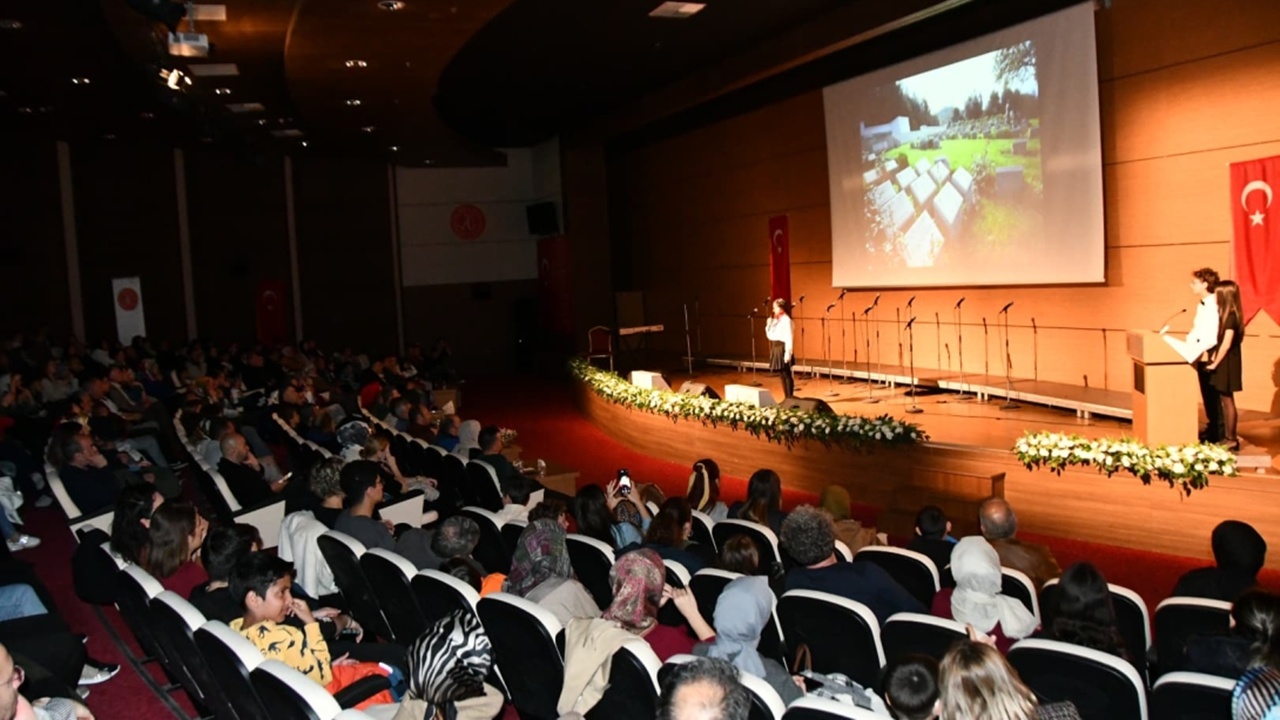 Yavuz Sultan Selim Han Ortaokulu’ndan Anlamlı 18 Mart Programı